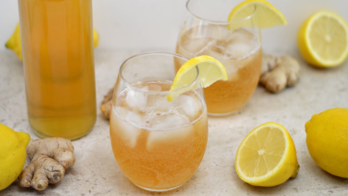 lemon gingerade kombucha glass and bottle
