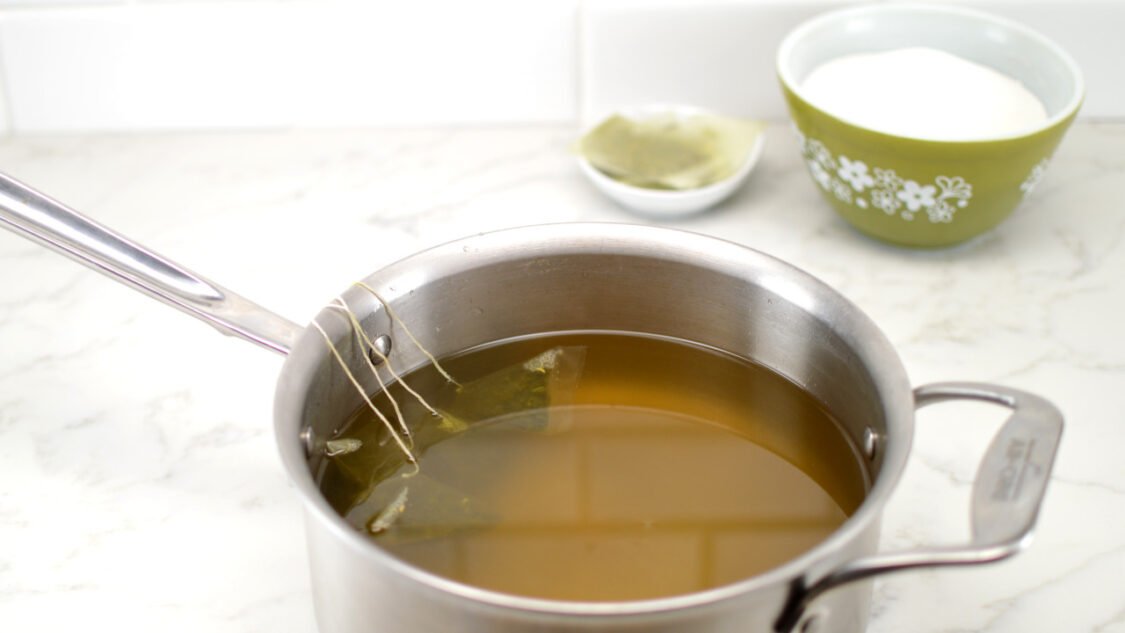 green tea and sugar steeping