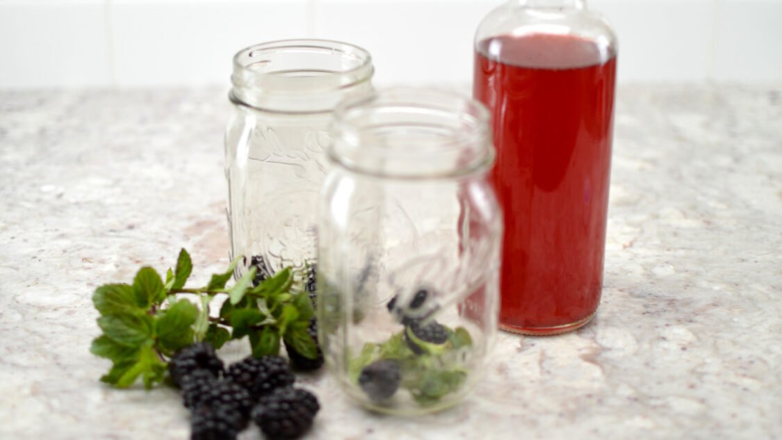 muddle blackberry mint julep mocktail