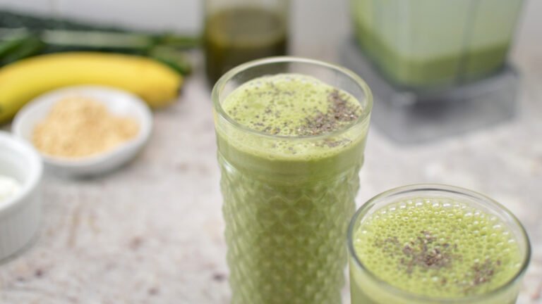 green goddess kombucha smoothie